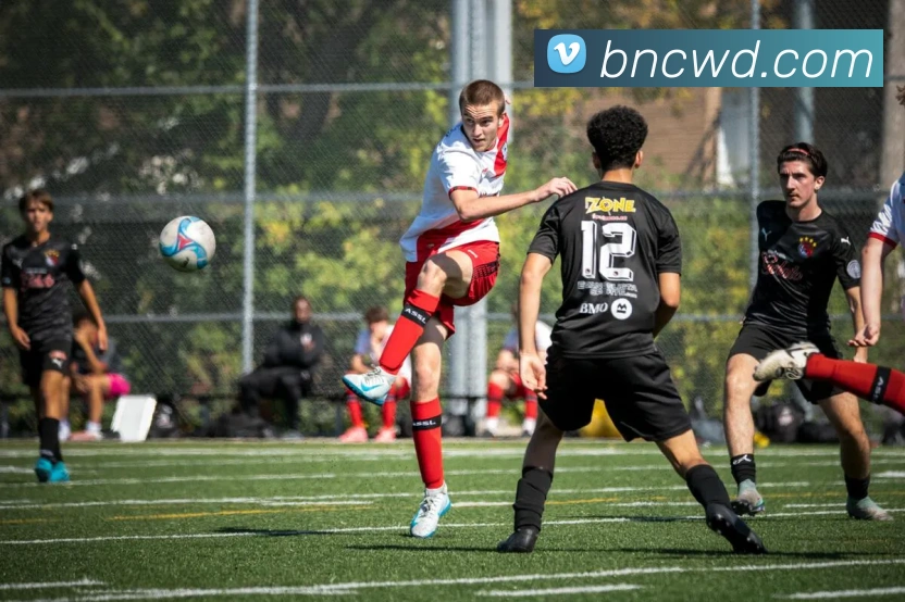 问鼎娱乐APP 高清赛事图